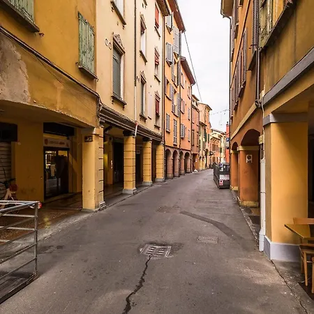 דירה Sotto I Portici Di Via Pietralata By Wonderful Italy *